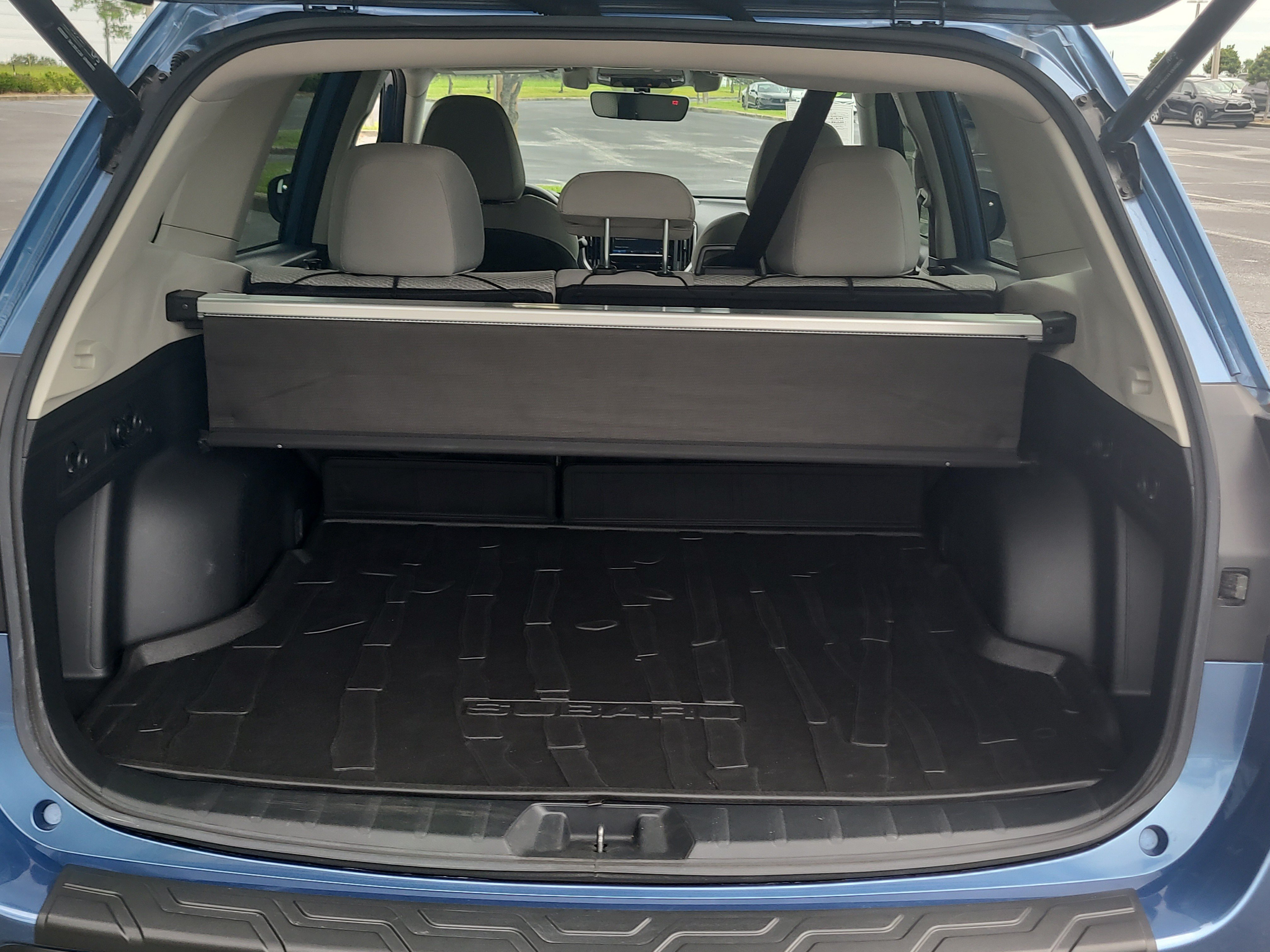 Used 2020 Subaru Forester Premium AWD/4WD image 11