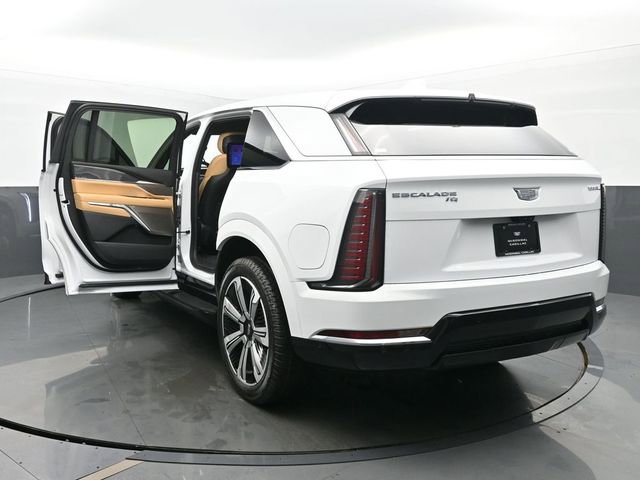 New 2025 Cadillac Escalade IQ Luxury 2 AWD/4WD image 58