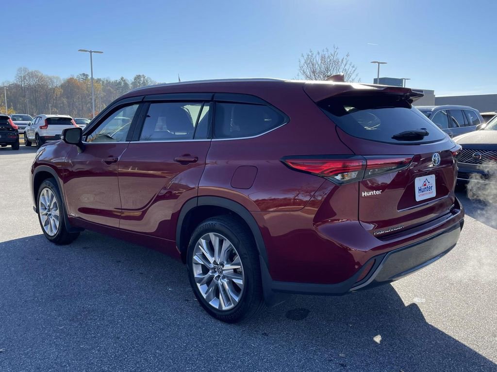 Used 2023 Toyota Highlander Limited image 29