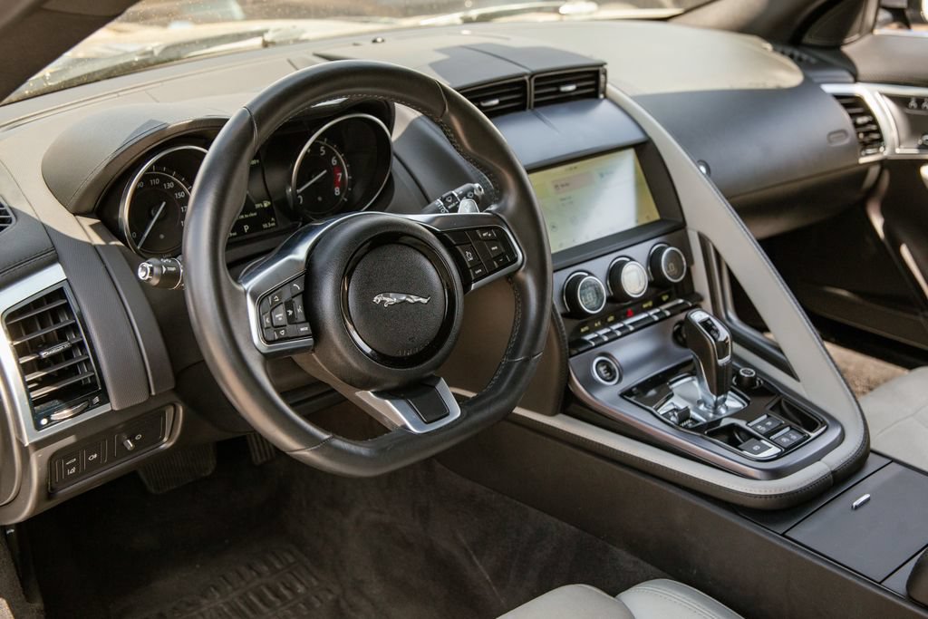 Used 2020 Jaguar F-TYPE Checkered Flag RWD image 10