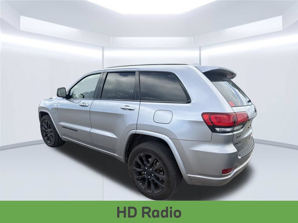 Used 2021 Jeep Grand Cherokee Laredo X AWD/4WD image 15