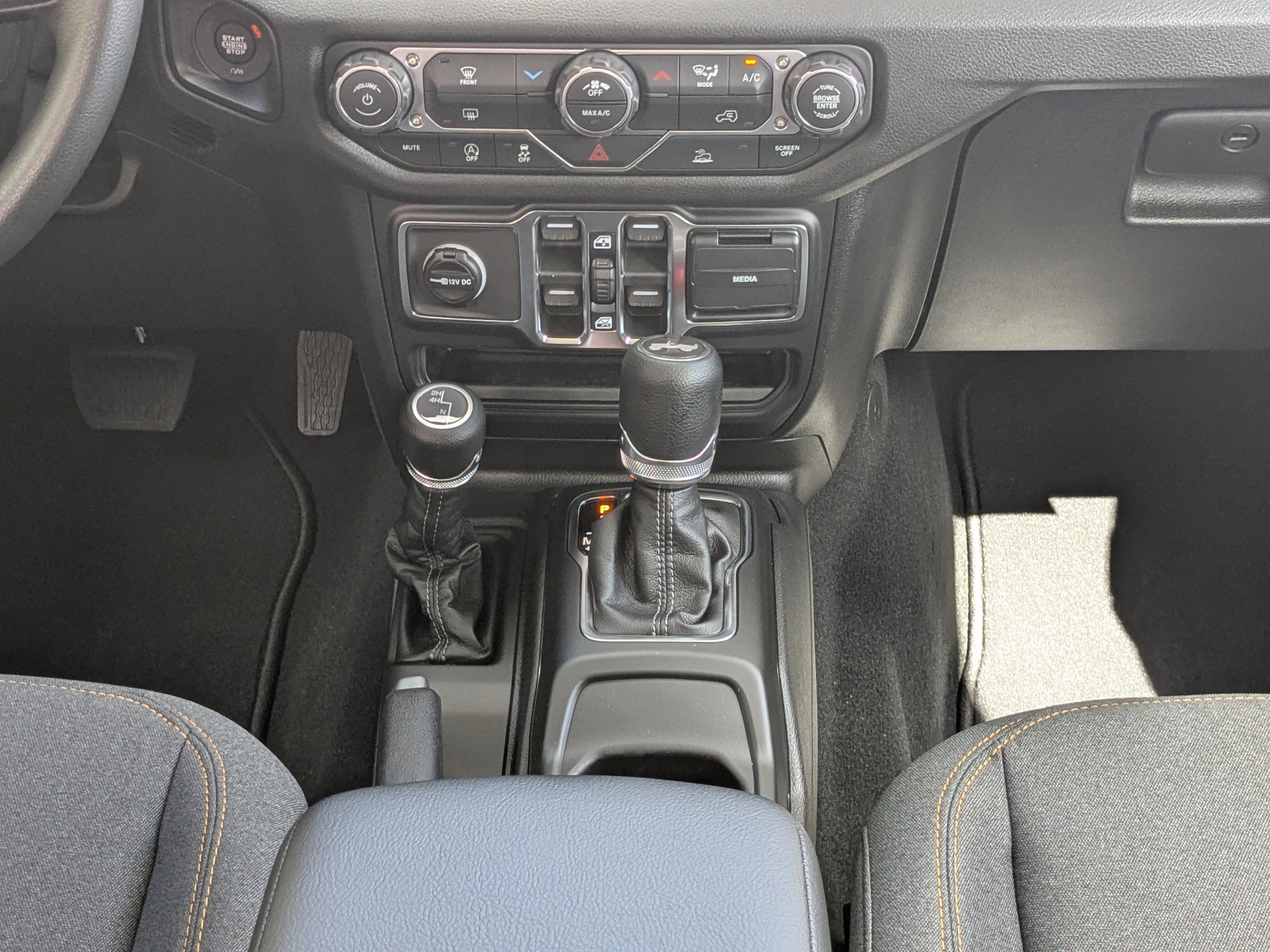 New 2026 Jeep Wrangler Unlimited Sport AWD/4WD image 18