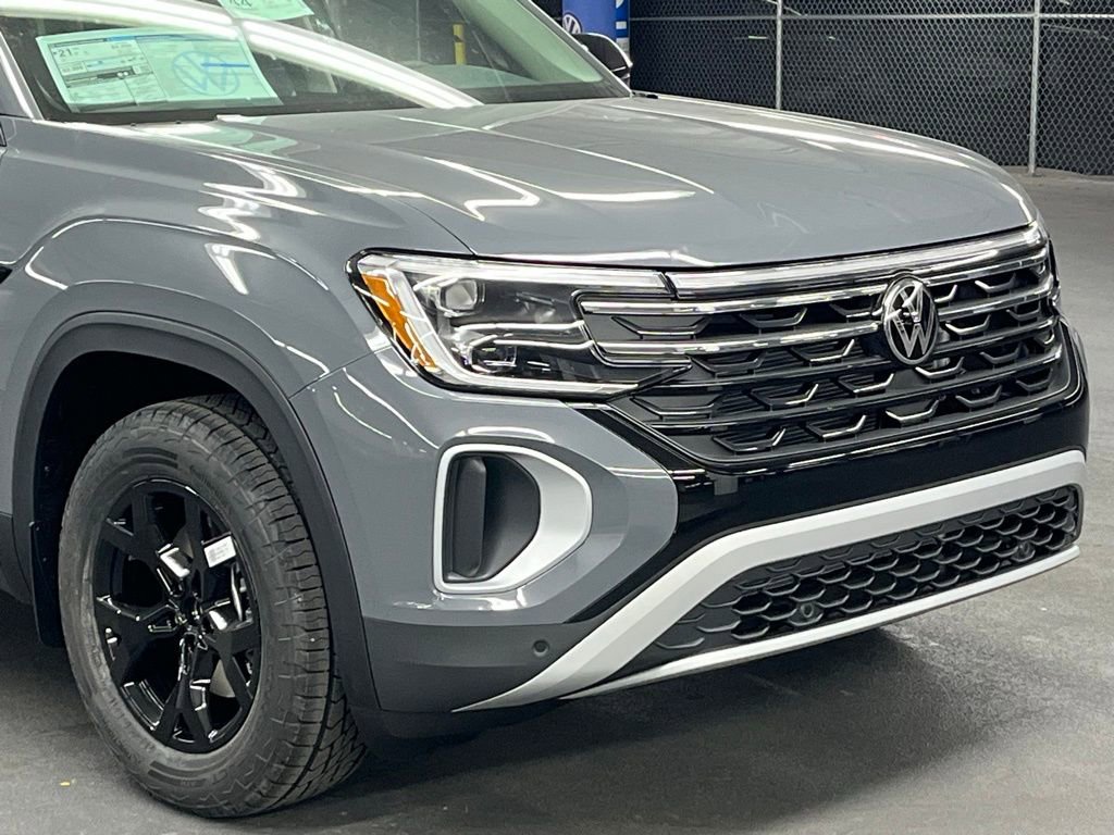 New 2026 Volkswagen Atlas Peak Edition image 43