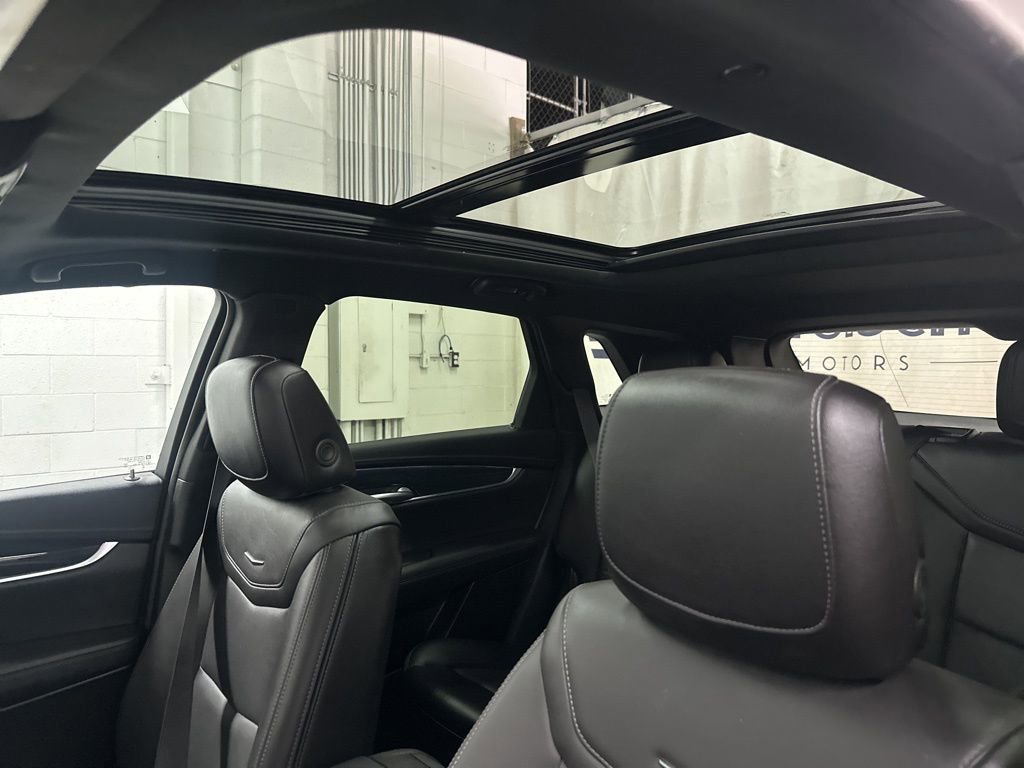 Used 2024 Cadillac XT5 Premium Luxury AWD/4WD image 36