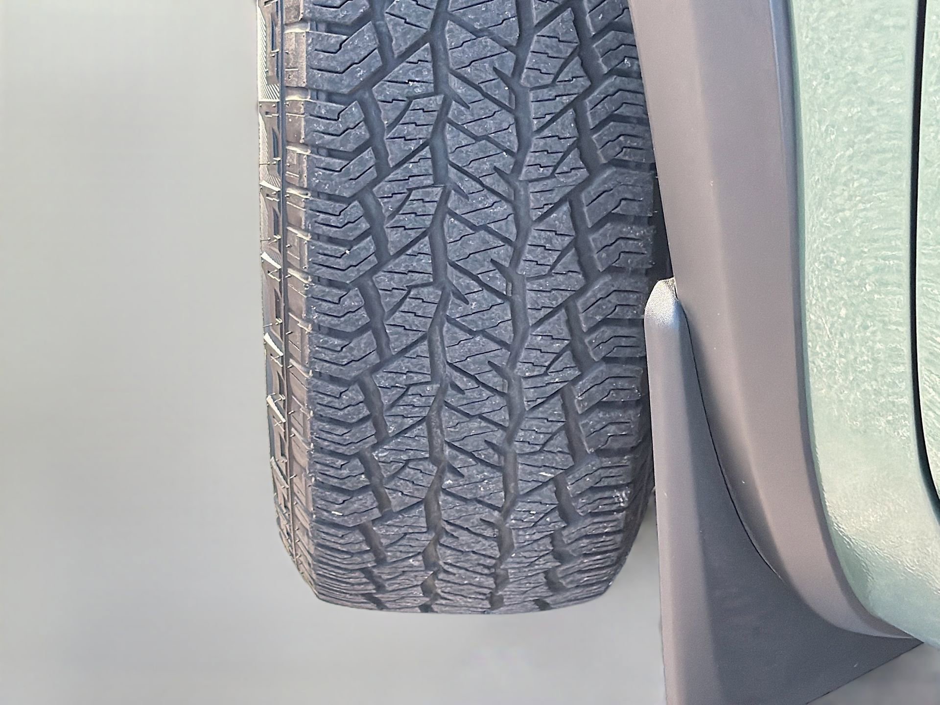 Used 2024 Nissan Frontier Pro-X image 40