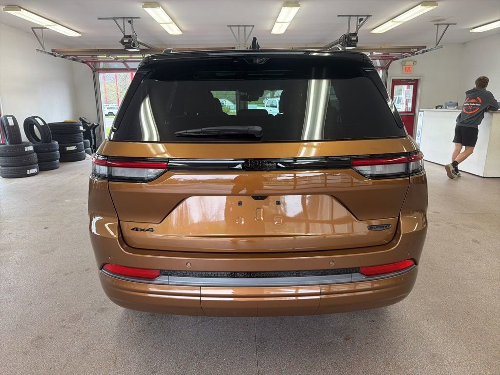 New 2026 Jeep Grand Cherokee Summit AWD/4WD image 27