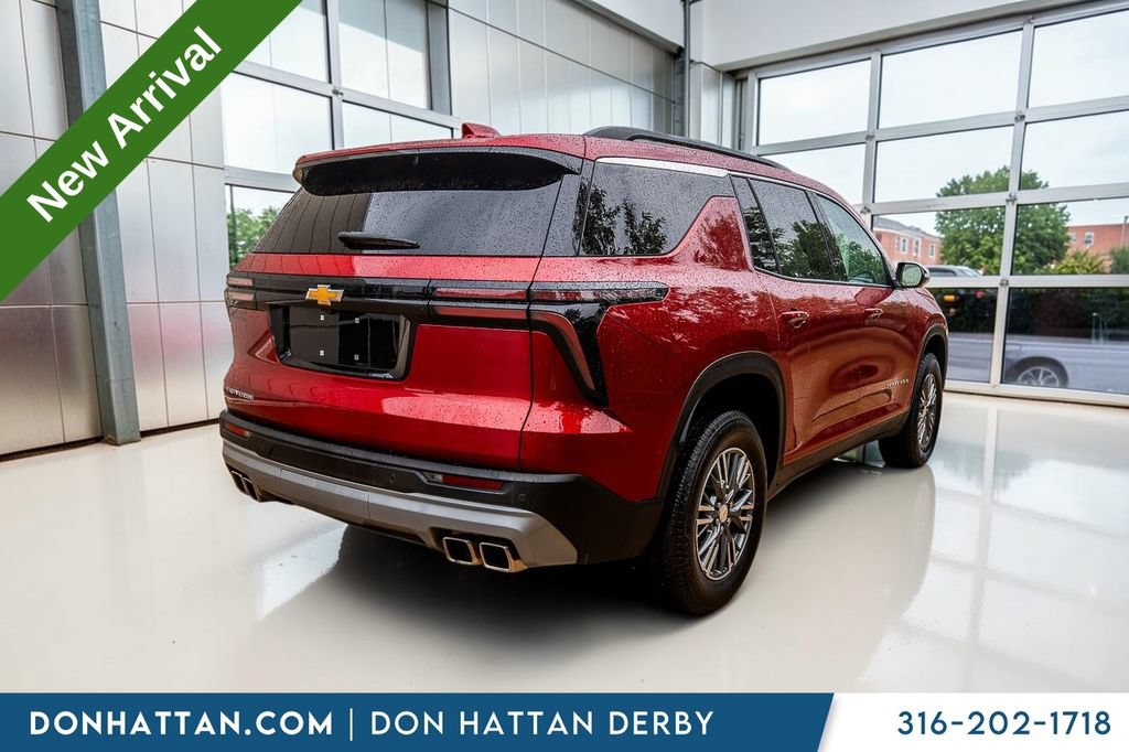 Used 2025 Chevrolet Traverse LT w/ LPO, Floor Liner Package FWD image 35