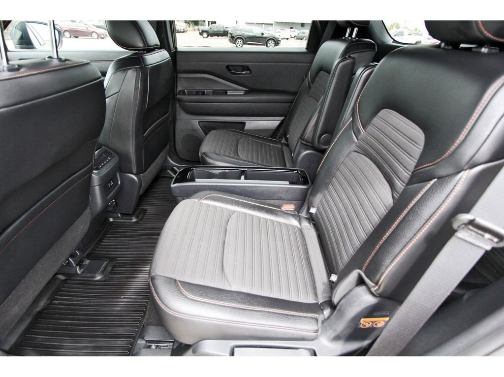 Certified 2024 Nissan Pathfinder Rock Creek AWD/4WD image 7