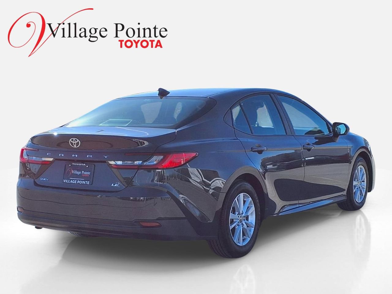 Used 2026 Toyota Camry LE image 6