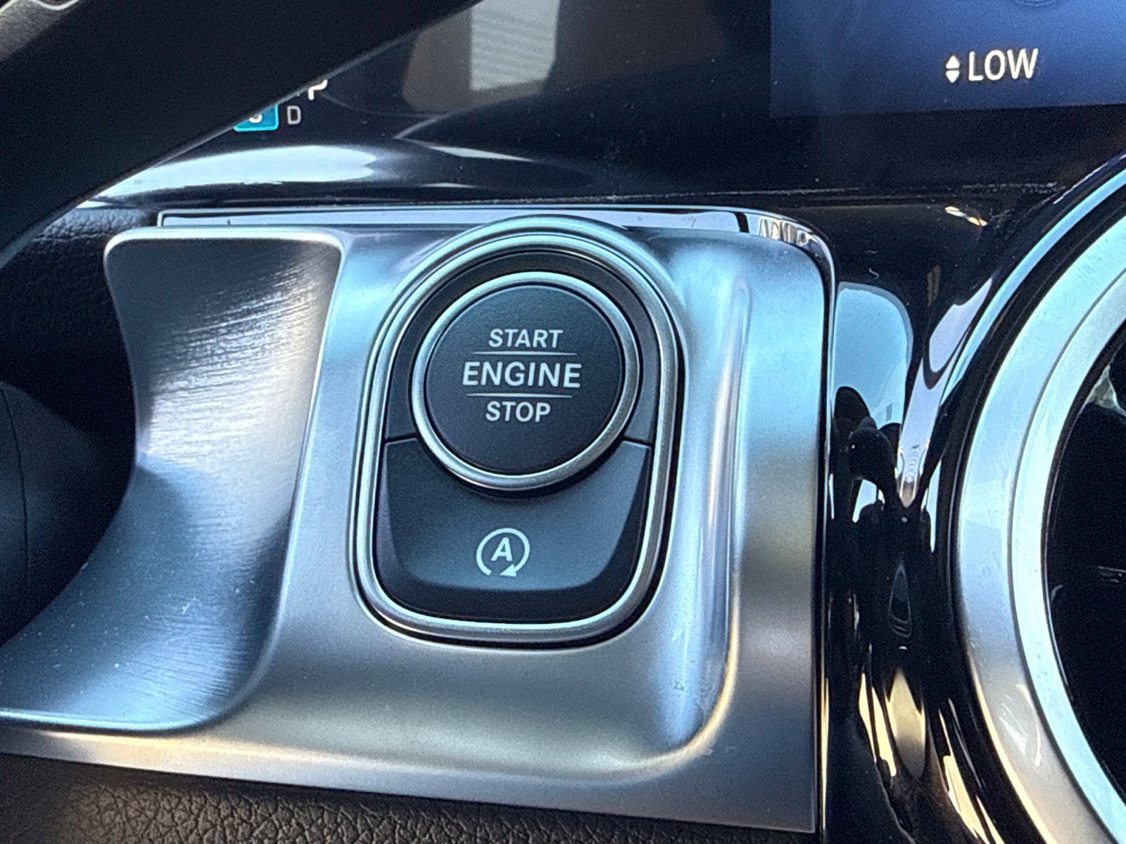 New 2026 Mercedes-Benz GLB 250 4MATIC image 23