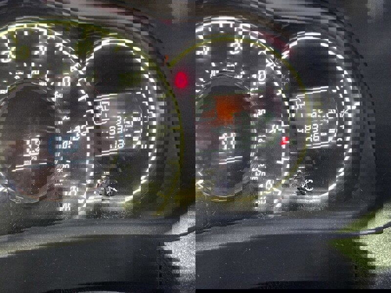 Used 2016 Nissan Versa Note SV image 13