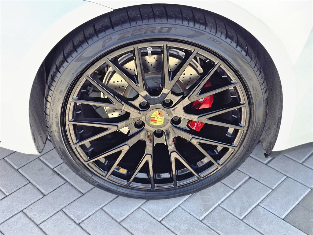 Used 2022 Porsche 911 Carrera 4S image 6