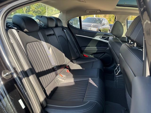 Used 2026 Genesis G70 2.5T Prestige image 28