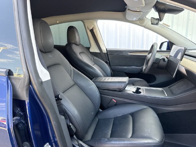 Used 2023 Tesla Model Y Long Range AWD/4WD image 24