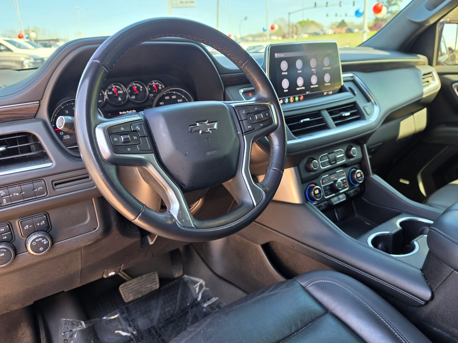 Used 2021 Chevrolet Suburban Z71 image 18
