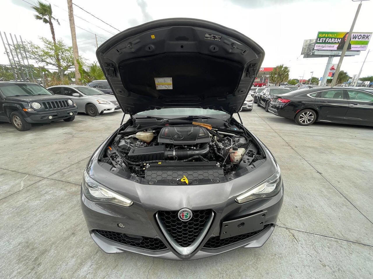Used 2017 Alfa Romeo Giulia AWD image 14