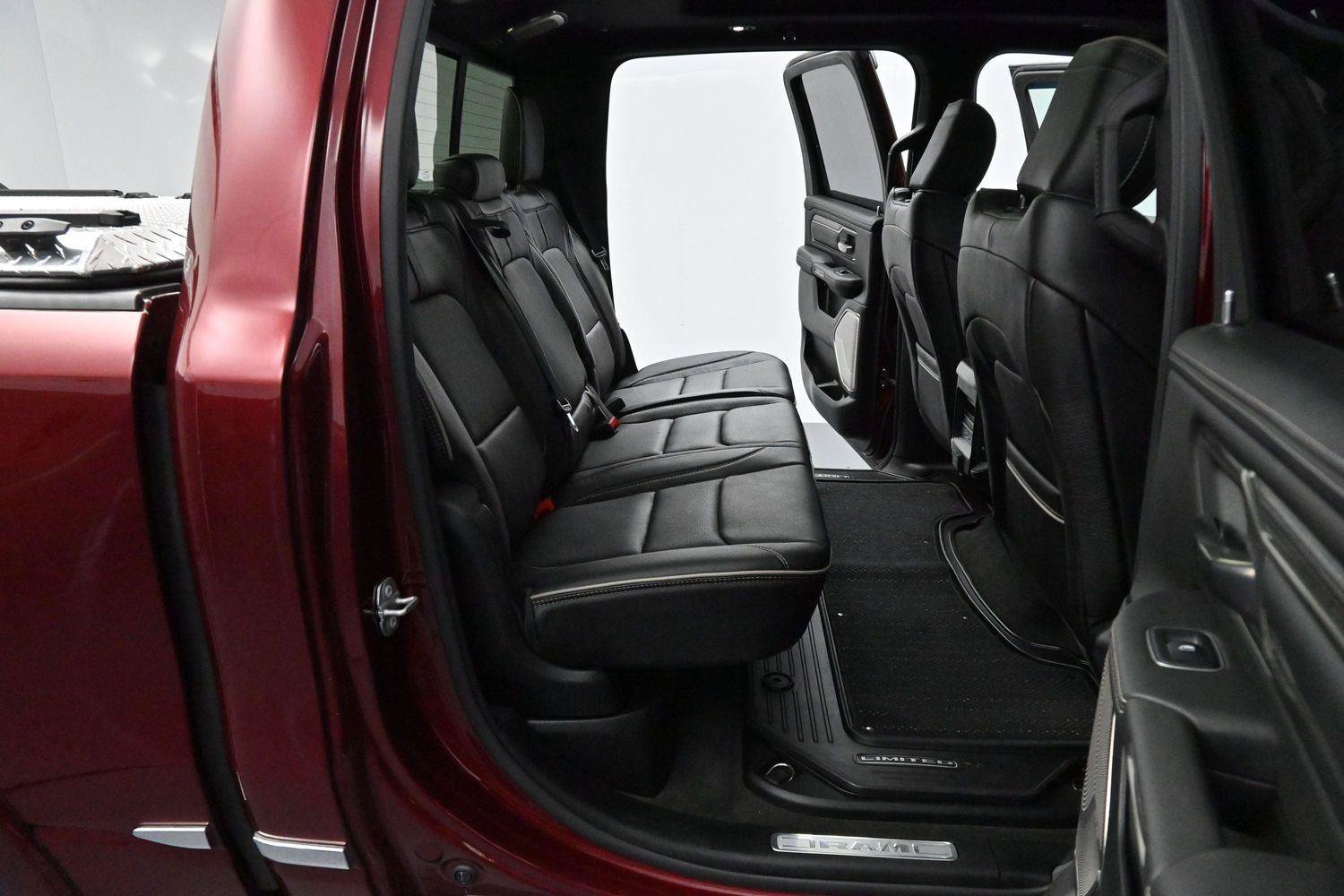 Used 2020 RAM 1500 Limited AWD/4WD image 34
