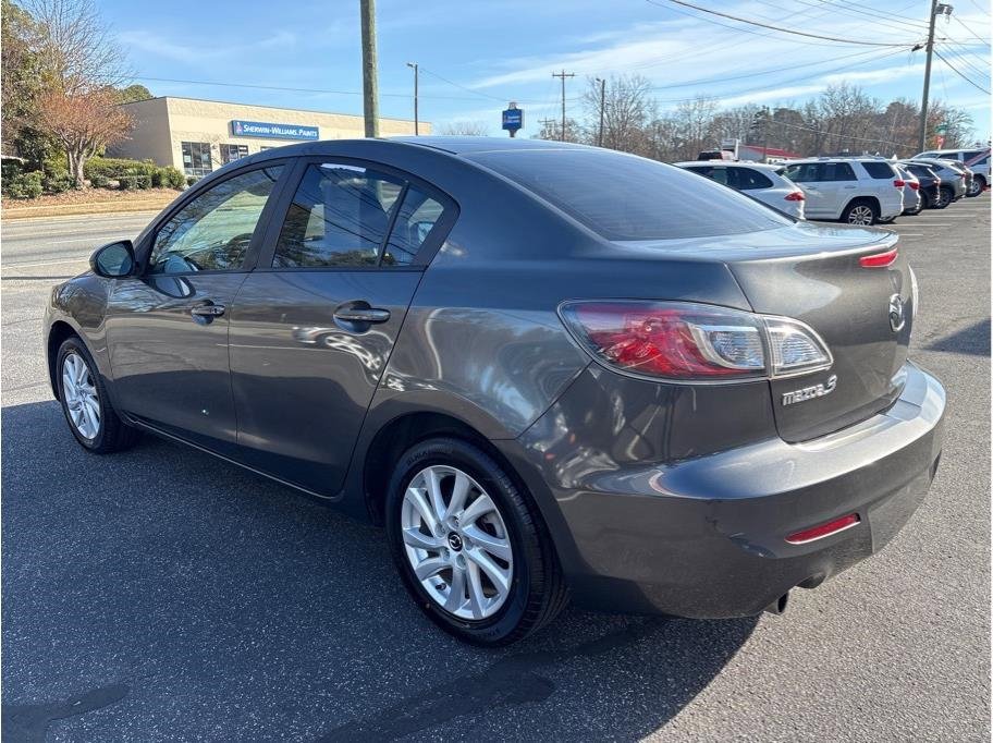 Used 2013 MAZDA MAZDA3 i Touring image 4