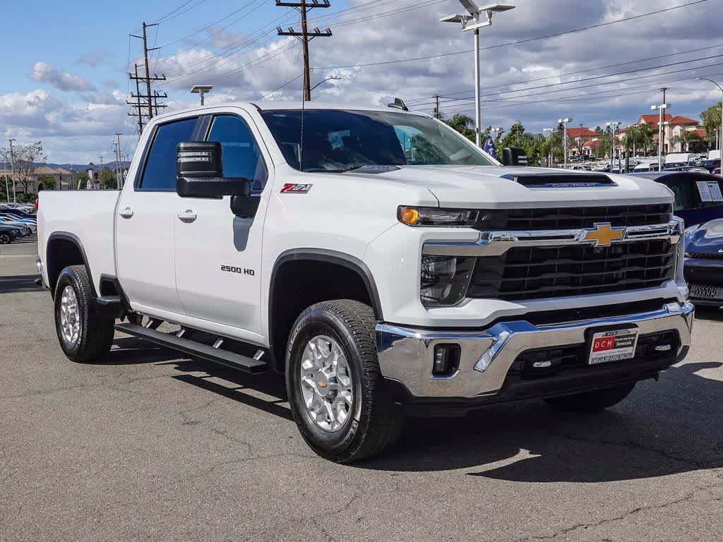 Used 2024 Chevrolet Silverado 2500 LT w/ All Star Edition image 3