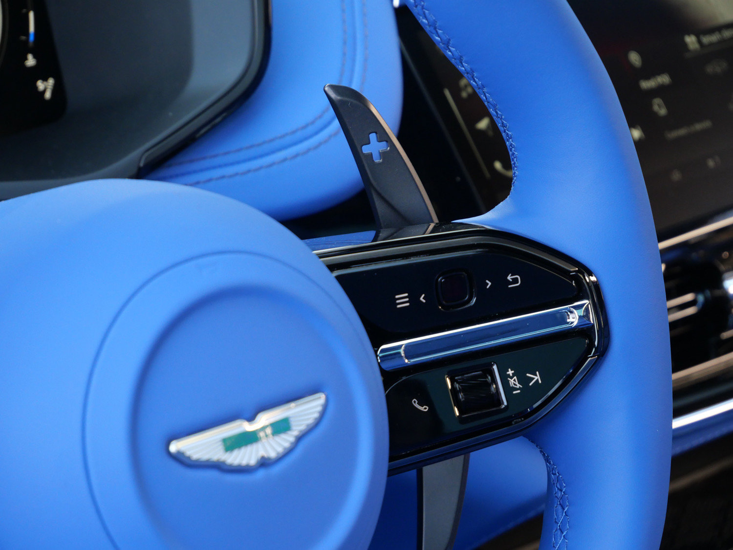 New 2026 Aston Martin DBX S AWD/4WD image 19