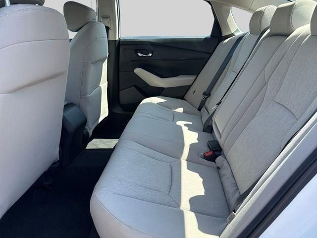 Used 2023 Honda Accord EX image 13