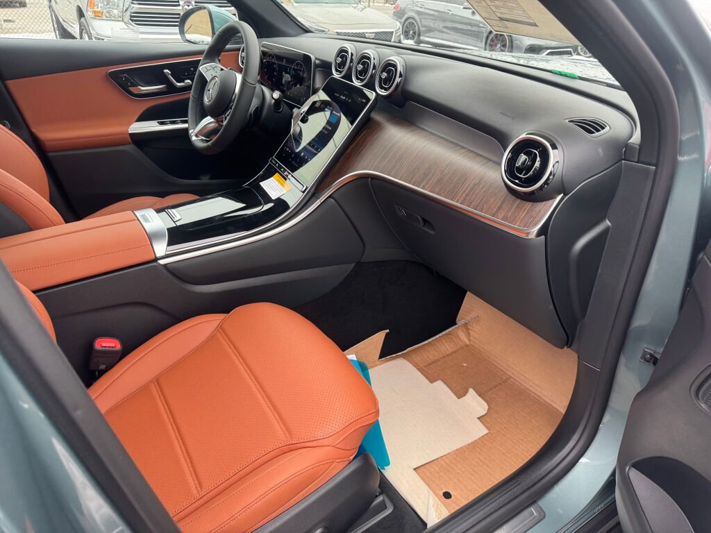 New 2026 Mercedes-Benz GLC 300 4MATIC image 21