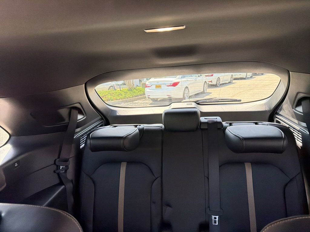 Used 2025 MAZDA CX-90 3.3 Turbo w/ Premium Plus Pkg image 14