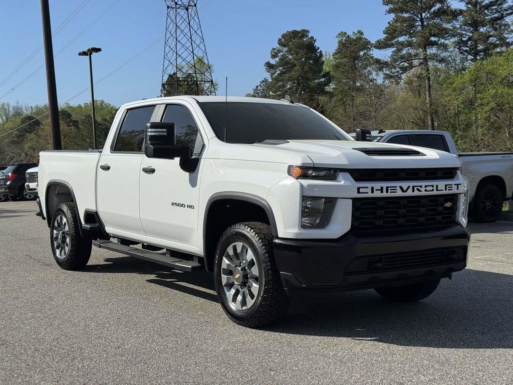 Used 2022 Chevrolet Silverado 2500 Custom w/ Custom Value Package RWD image 2