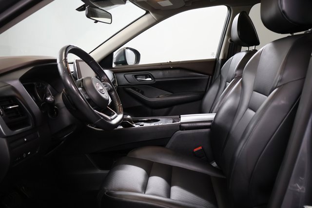 Used 2023 Nissan Rogue SV w/ SV Premium B Package FWD image 12