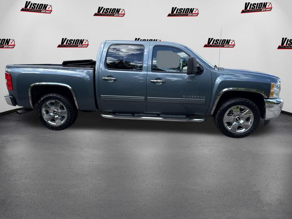 Used 2013 Chevrolet Silverado 1500 LT w/ All-Star Edition AWD/4WD image 4