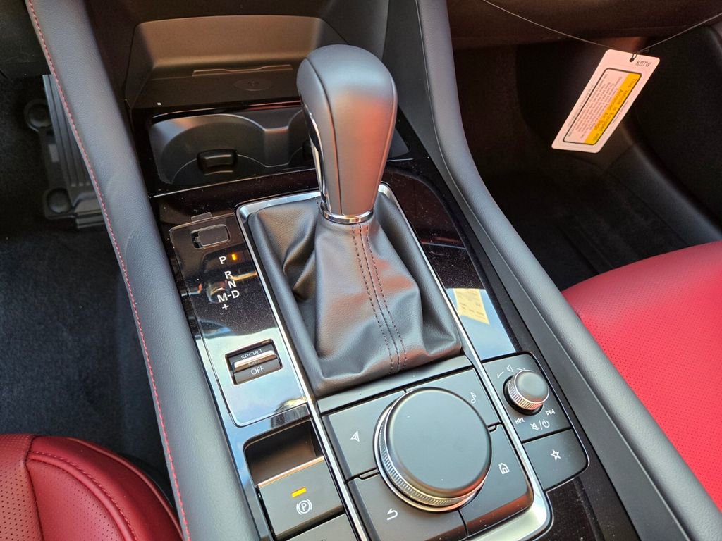 New 2026 MAZDA MAZDA3 Carbon image 29