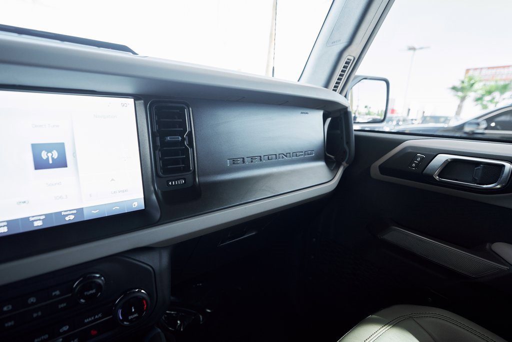 Used 2022 Ford Bronco Wildtrak image 53