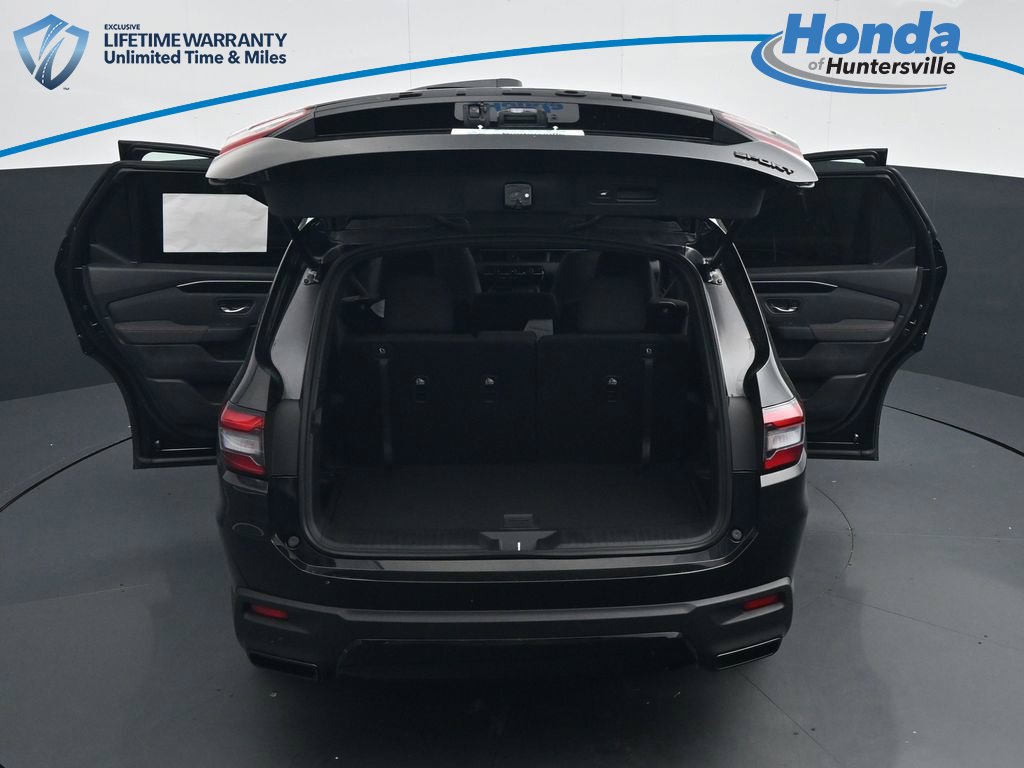 New 2026 Honda Pilot Sport image 30