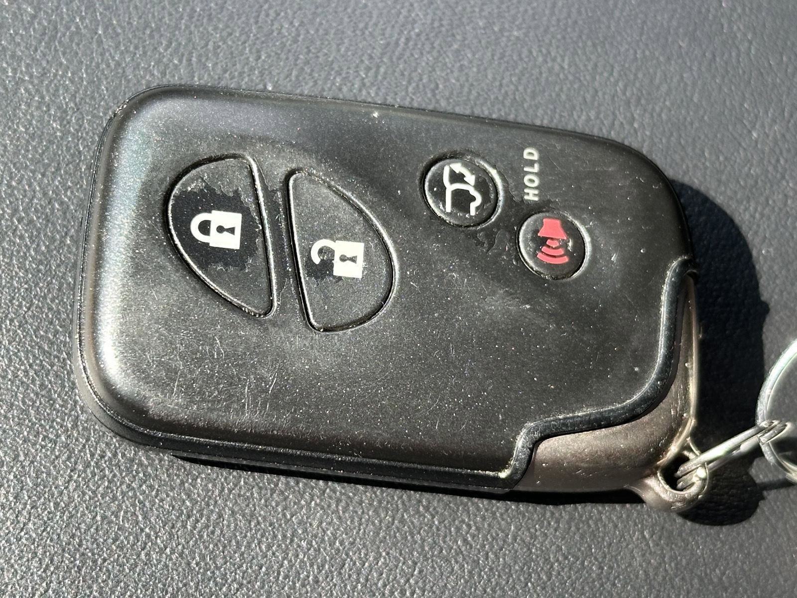 Used 2015 Lexus RX 450h AWD image 14