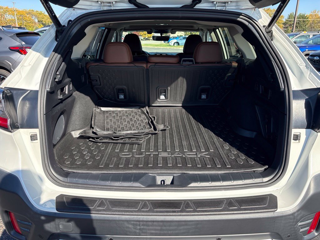 Used 2022 Subaru Outback Touring XT w/ Popular Package #2 AWD/4WD image 24