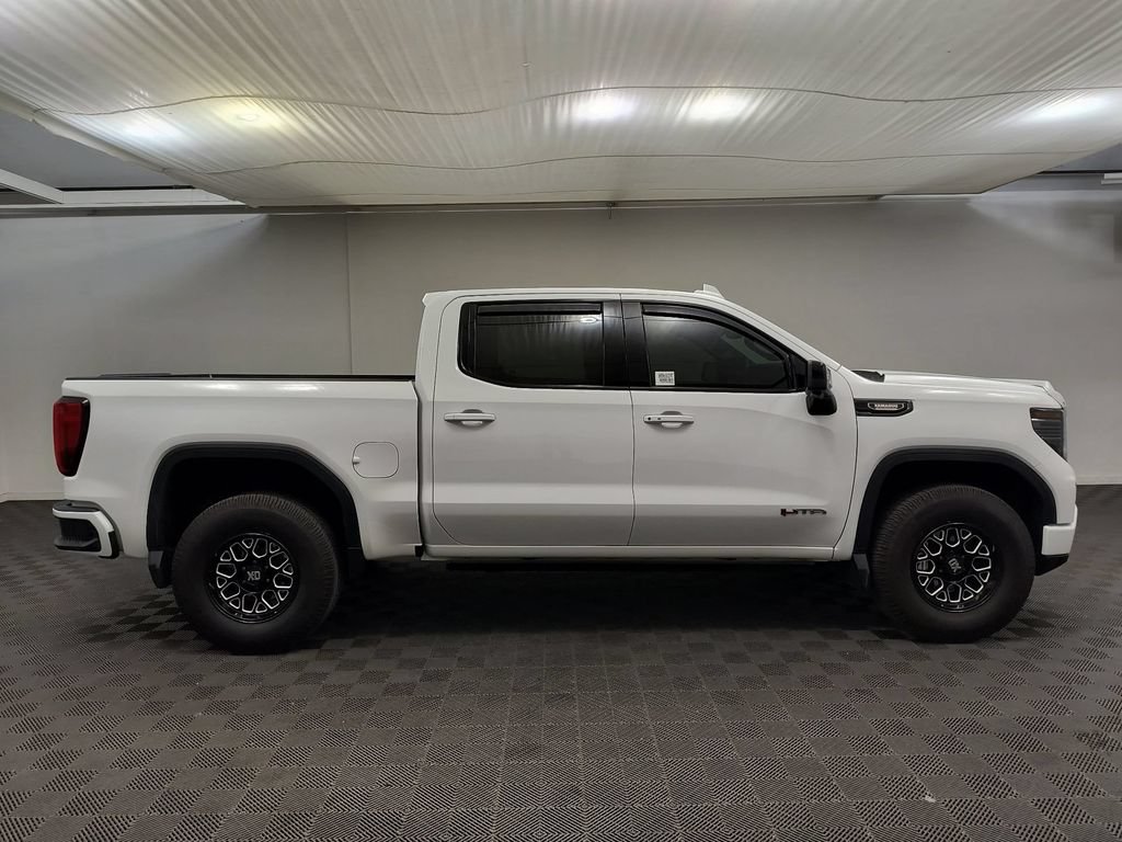 Used 2023 GMC Sierra 1500 AT4 w/ AT4 Premium Package AWD/4WD image 8