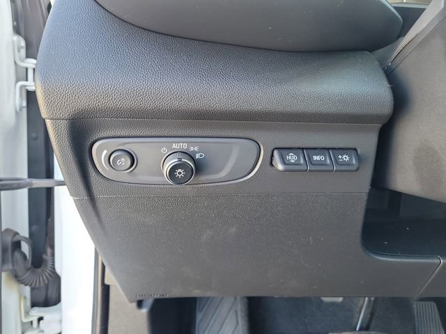 Used 2021 Buick Envision Avenir w/ Technology Package II image 26