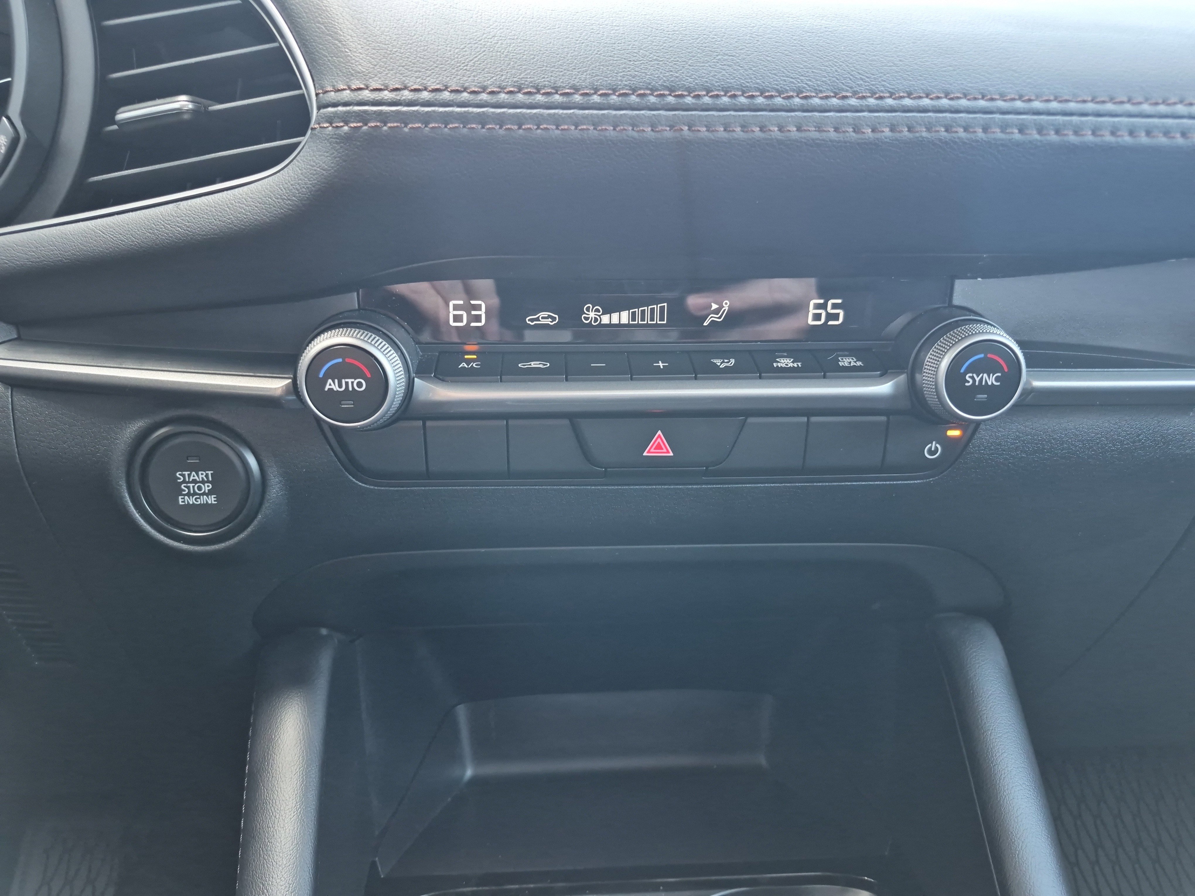 Used 2025 MAZDA MAZDA3 s image 29