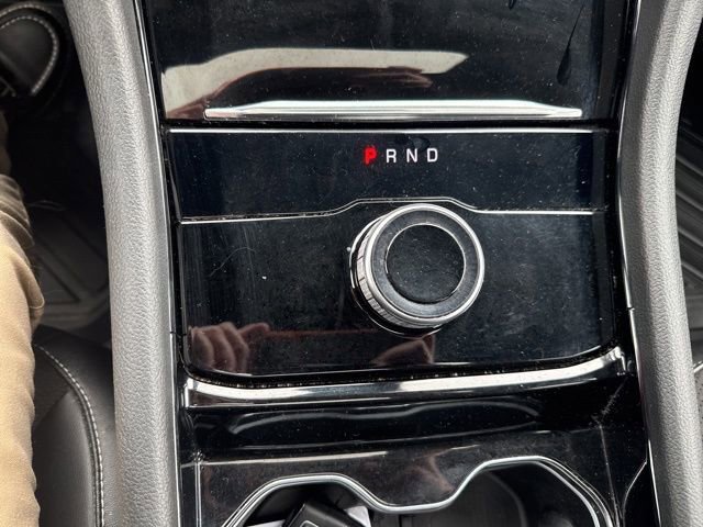 Used 2023 Jeep Grand Cherokee L Laredo image 28