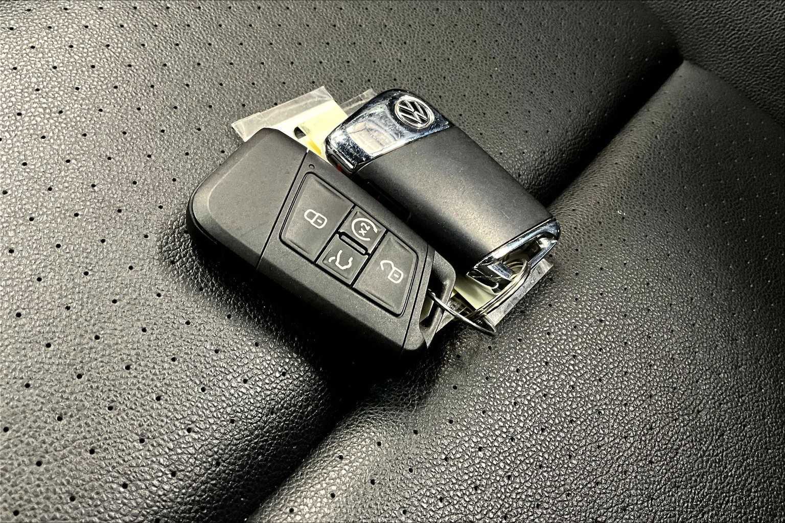 Used 2022 Volkswagen Atlas Cross Sport SE image 14