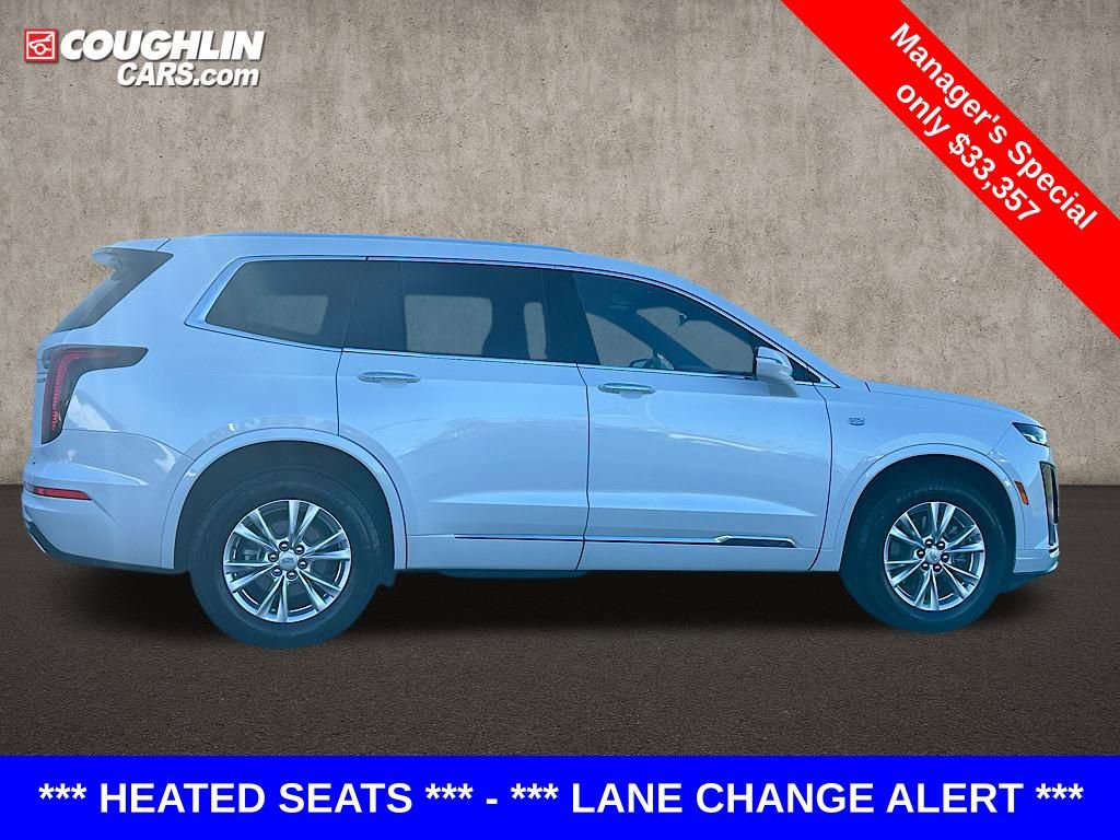 Used 2023 Cadillac XT6 Luxury image 3
