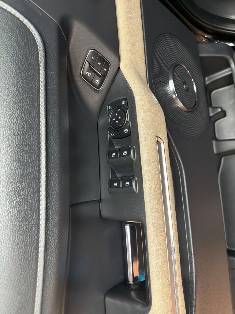 Used 2024 Ford Expedition Max Limited RWD image 24