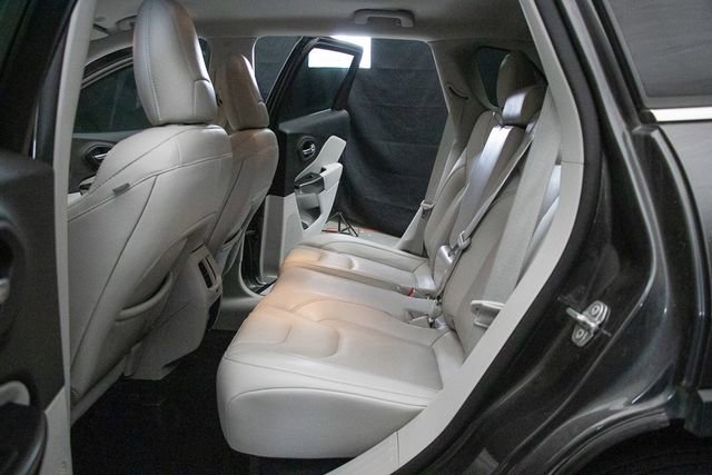 Used 2021 Jeep Cherokee Latitude Lux w/ Trailer Tow Group image 20