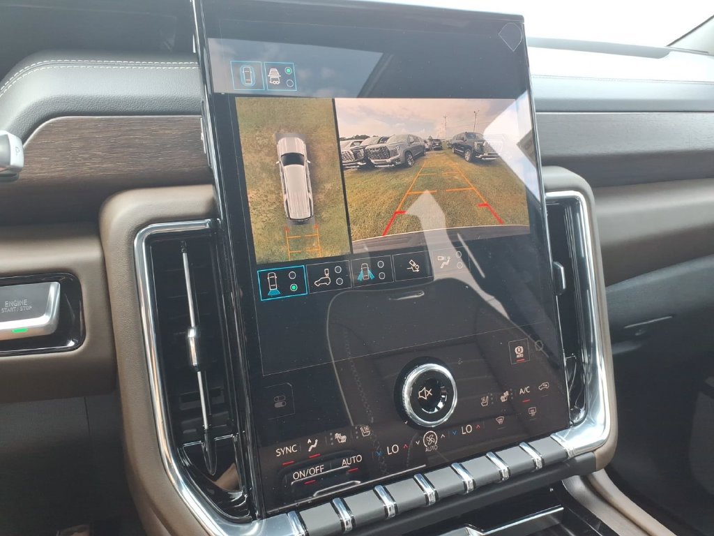 New 2026 GMC Yukon XL Denali Ultimate AWD/4WD image 22