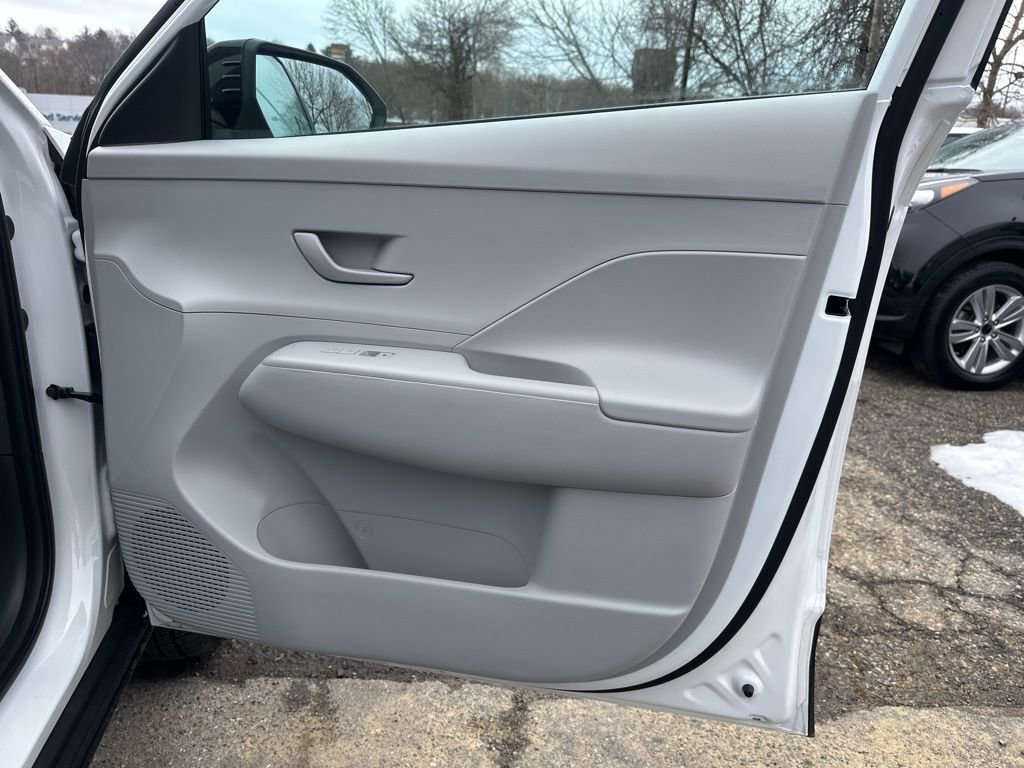 Used 2026 Hyundai Kona SEL Sport image 23