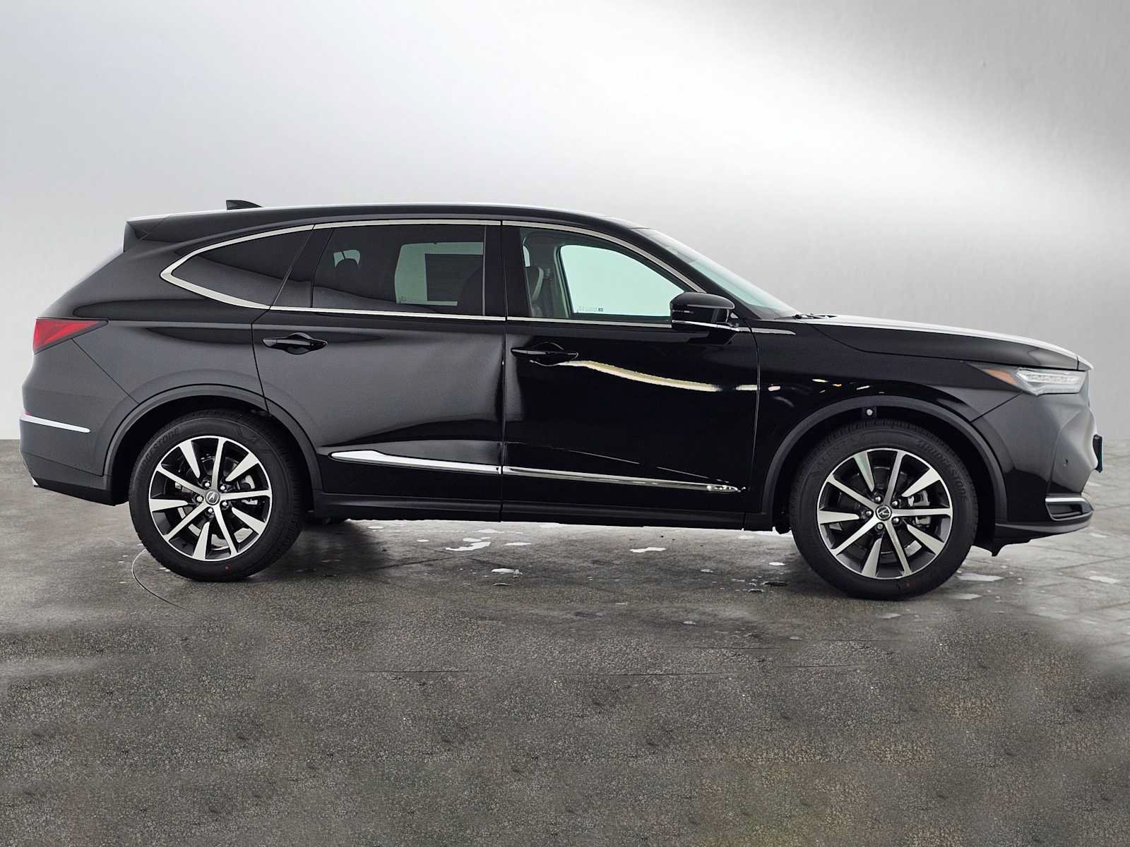 New 2026 Acura MDX w/ Technology Package FWD image 2