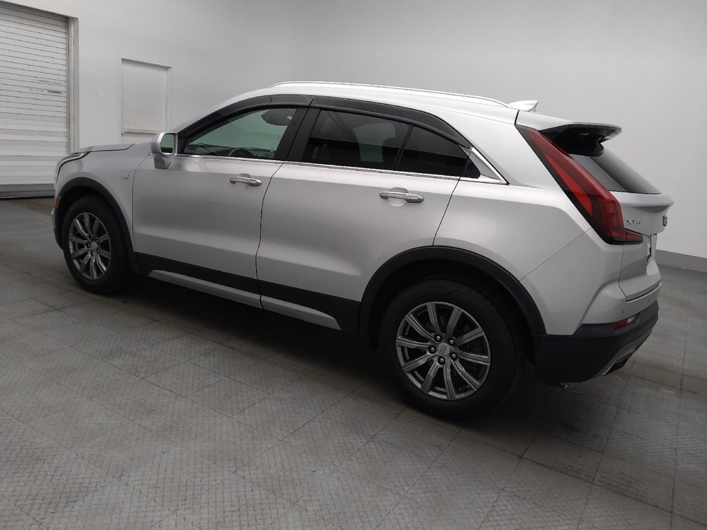 Used 2020 Cadillac XT4 Premium Luxury image 3
