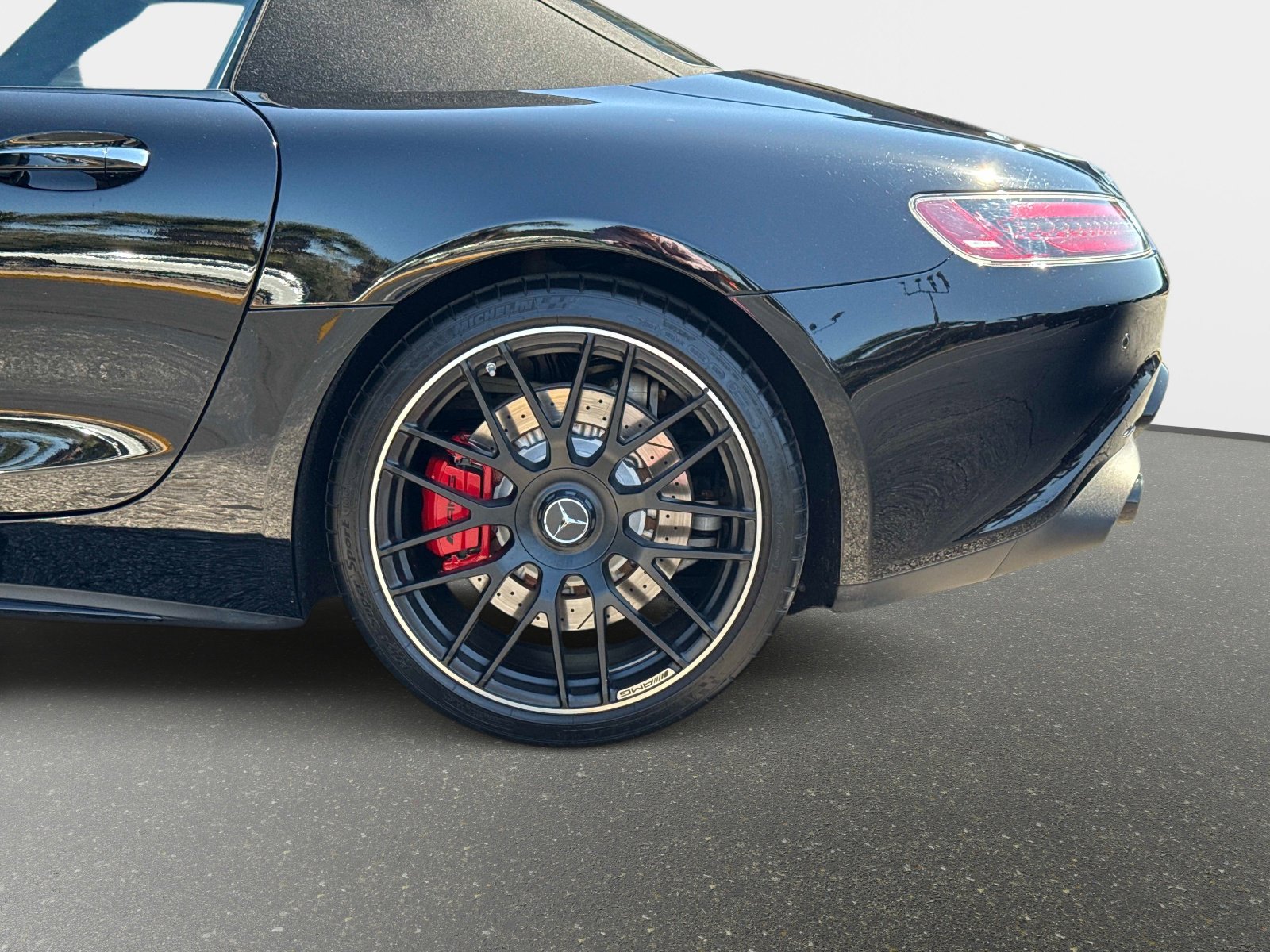 Used 2021 Mercedes-Benz AMG GT Roadster image 18