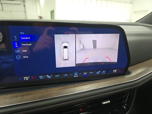 New 2026 Chevrolet Suburban High Country image 15