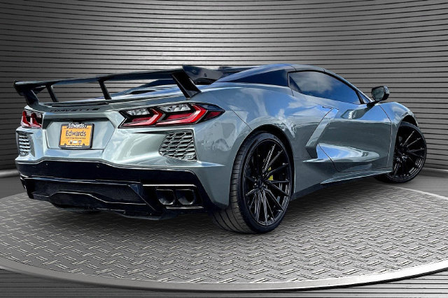Used 2023 Chevrolet Corvette Stingray Preferred Conv w/ Z51 Performance Package RWD image 6